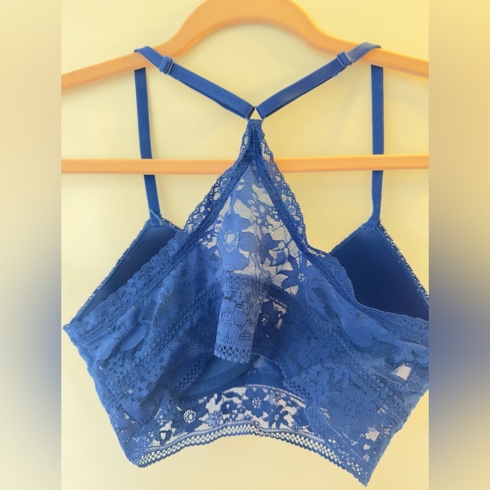 Victoria’s Secrets Lace, Racerback, Navy Blue Bralette, Medium - Picture 4 of 12